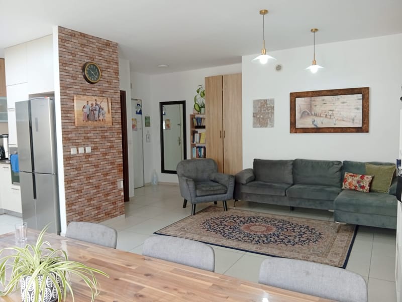 תמונה מיד2 – 4 חדרים • 7,800 ₪, הסירה 1, נאות רבין, יבנה (1)