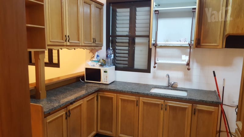 תמונה מיד2 – 3 חדרים • 3,800 ₪, הרב מיימון 16, נווה שאנן, חיפה (1)