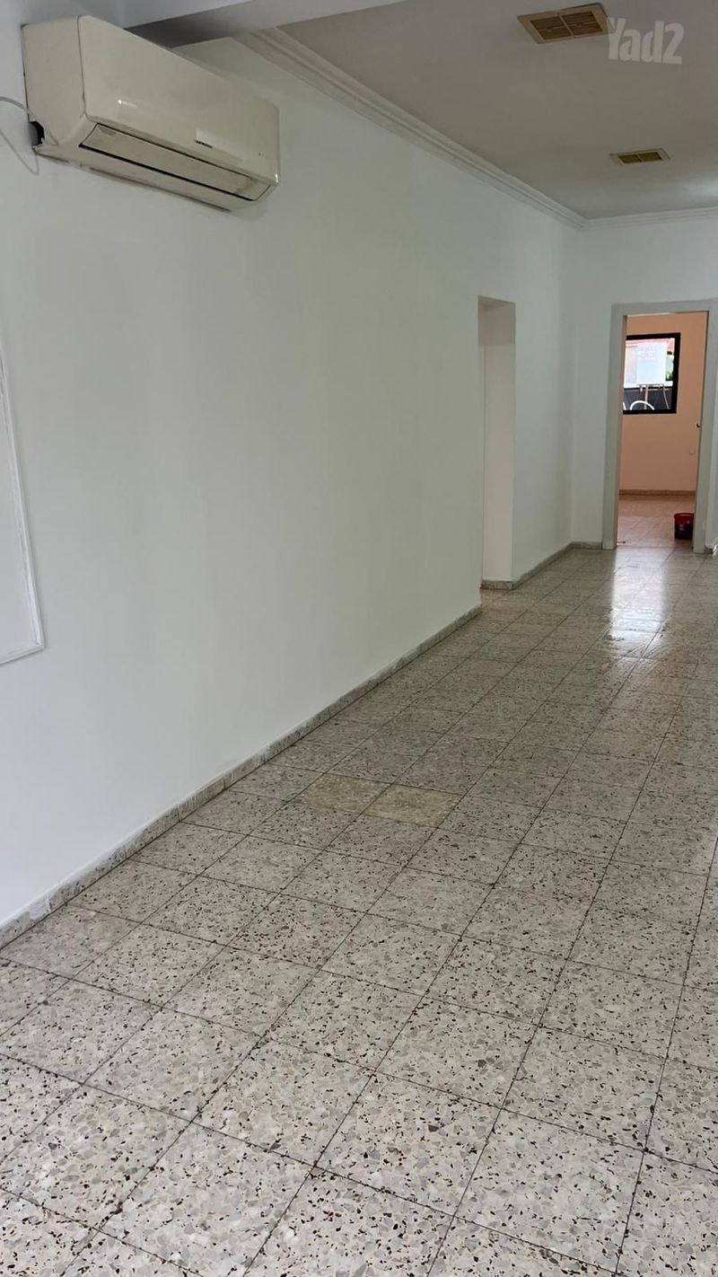 תמונה מיד2 – 5 חדרים • 5,000 ₪, שיבת ציון 39, חדרה, חדרה (1)