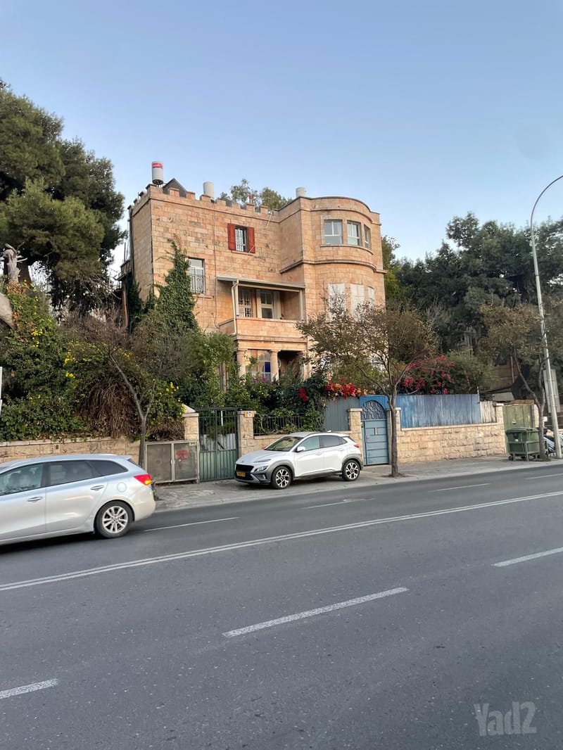 תמונה מיד2 – 2.5 חדרים • 6,250 ₪, דרך חברון 45, גבעת חנניה (אבו תור), ירושלים (1)