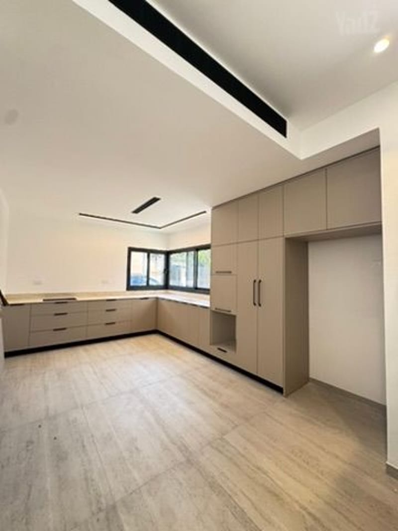 תמונה מיד2 – 5 חדרים • 11,999 ₪, חדרה (1)
