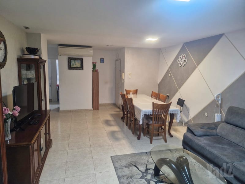תמונה מיד2 – 4.5 חדרים • 5,900 ₪, אילת 39, נאות רחל, חולון (1)