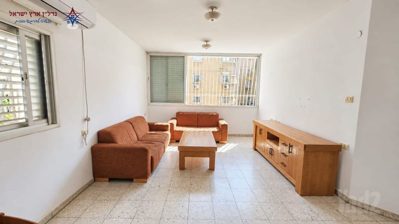 Фото с Yad2 – 4 Комнаты • 7,000 ₪, המפנה, Арлозоров, Гиватаим (1)