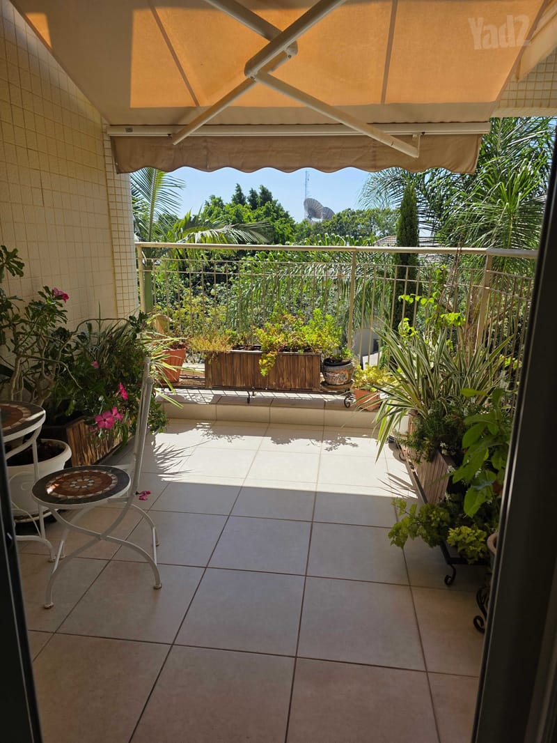 Photo from Yad2 – 4 Rooms • ₪9,000, בקעת הירח 4, Hadarim, Kfar Saba (1)