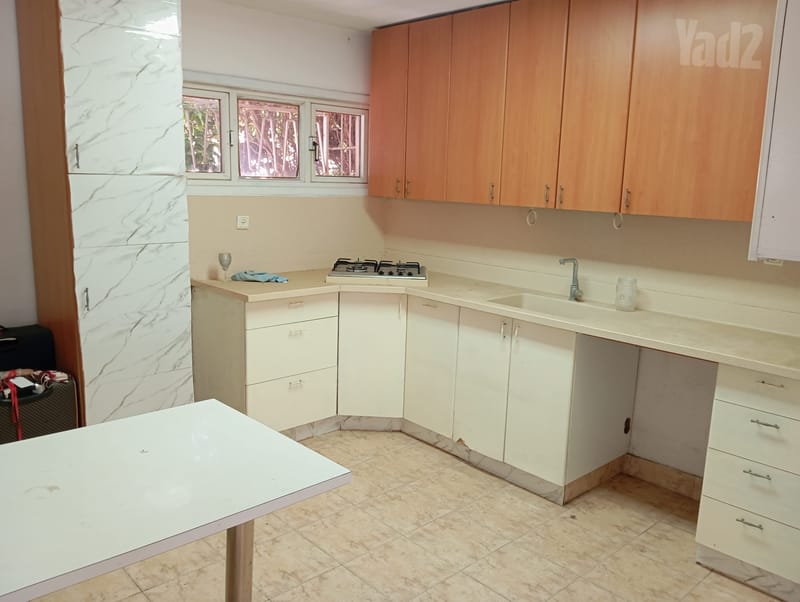 Photo from Yad2 – 2 Rooms • ₪4,500, כצלר 5, Neve HaDarim, Rishon LeZion (1)