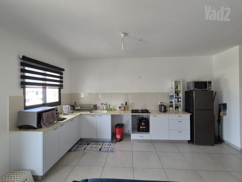 תמונה מיד2 – 2 חדרים • 4,700 ₪, דגן 2, עמירם, פרדס חנה-כרכור (1)