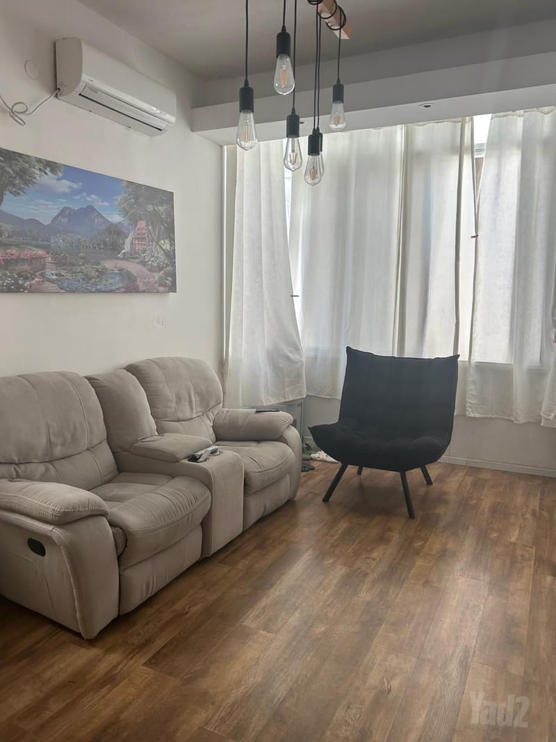 תמונה מיד2 – 2 חדרים • 3,700 ₪, הפודים 35, נחלת גנים, רמת גן (1)