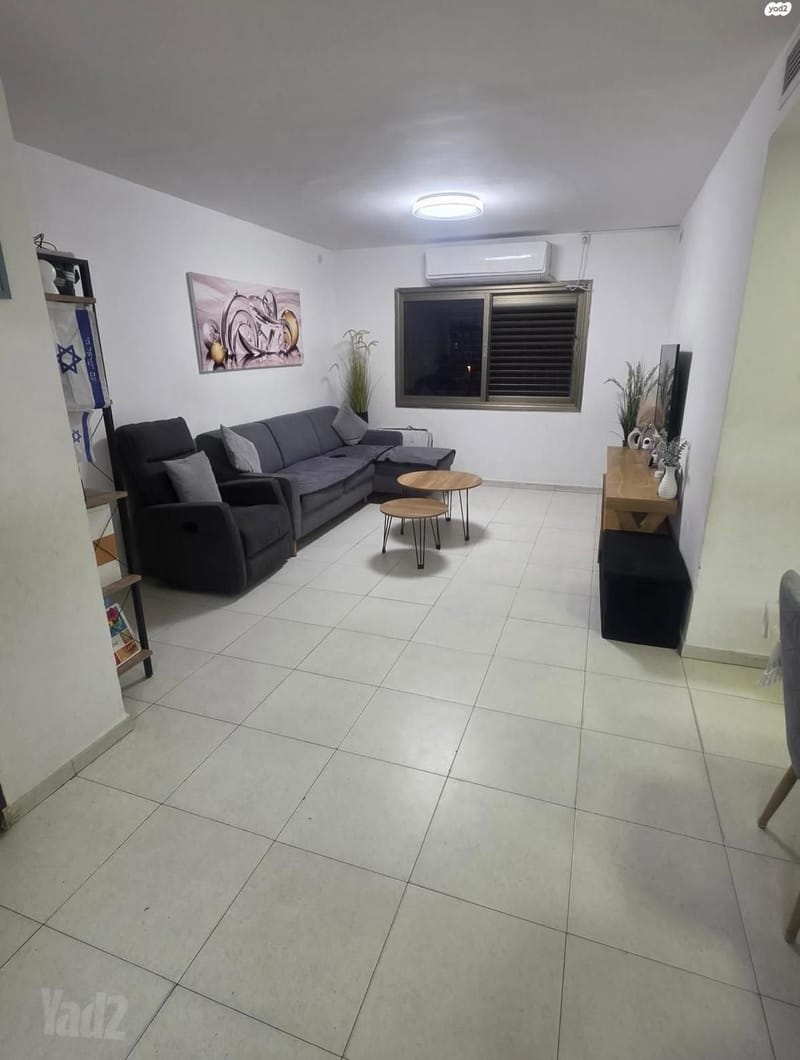 תמונה מיד2 – 4 חדרים • 5,000 ₪, גיורא יוספטל 8, יוספטל, רמלה (1)