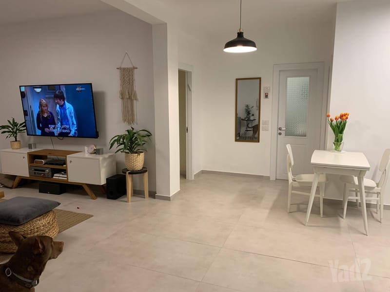 תמונה מיד2 – 3 חדרים • 6,300 ₪, טרומפלדור 9, לב העיר, בת ים (1)