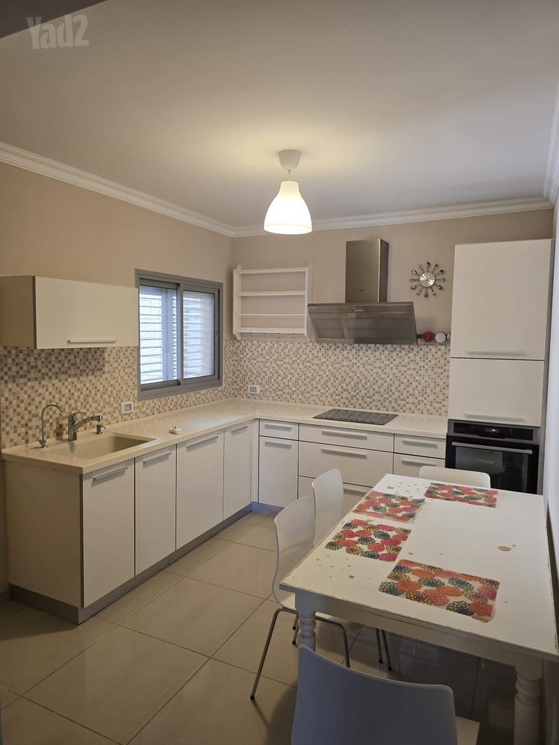 תמונה מיד2 – 5 חדרים • 5,200 ₪, הרב טנא 34, העיר העתיקה, באר שבע (1)