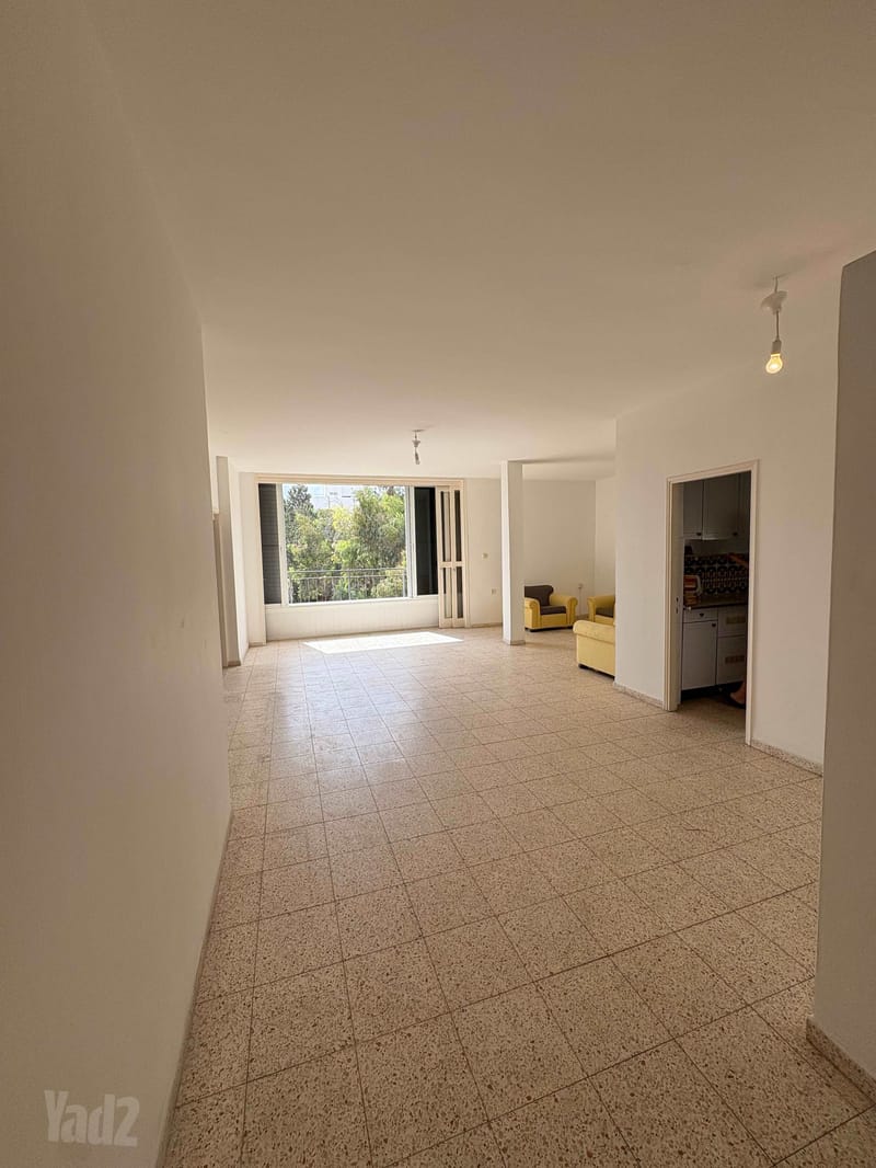 תמונה מיד2 – 5 חדרים • 7,850 ₪, הנשיא הראשון 51, 'שכונה א, רחובות (1)