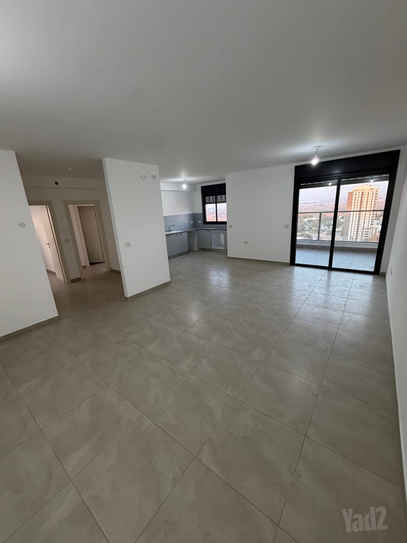 Photo from Yad2 – 4 Rooms • ₪7,500, שדרות ההדרכה, Nuriot, Rishon LeZion (1)