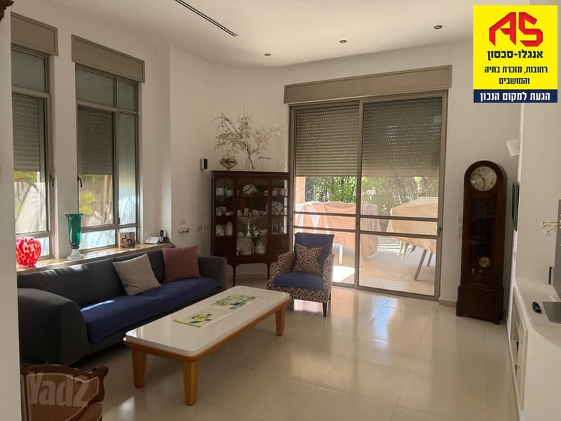 Photo from Yad2 – 6 Rooms • ₪14,500, אברהם נוטמן, Makov, Rehovot (1)