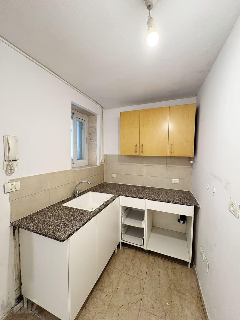 Photo from Yad2 – 2 Rooms • ₪4,150, שיר לשלמה, Ramat Denya, Jerusalem (1)