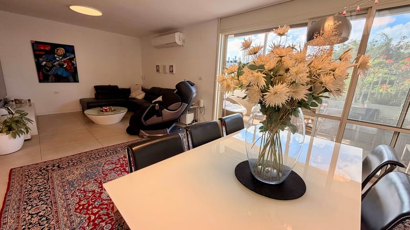 תמונה מיד2 – 6 חדרים • 4,850,000 ₪, א.ד. גורדון 53, הרצלייה הצעירה, הרצליה (1)
