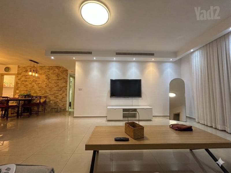 תמונה מיד2 – 5 חדרים • 6,500 ₪, הבוסתן 3, רמת כרמים, אשקלון (1)