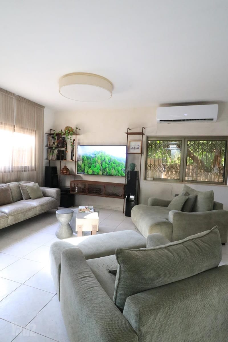 תמונה מיד2 – 6.5 חדרים • 5,750,000 ₪, ראשונים, ראשון לציון (1)