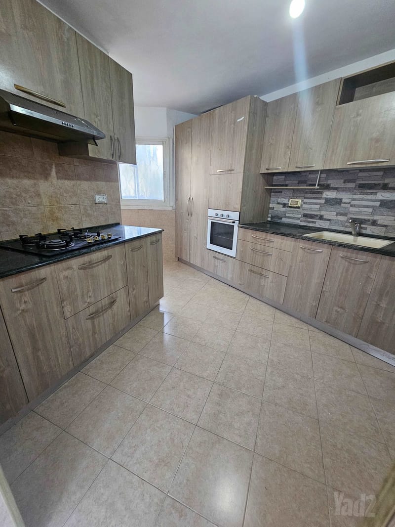 תמונה מיד2 – 4 חדרים עם שותפים • 2,700 ₪, דרך מצדה 91, שכונה ב', באר שבע (1)