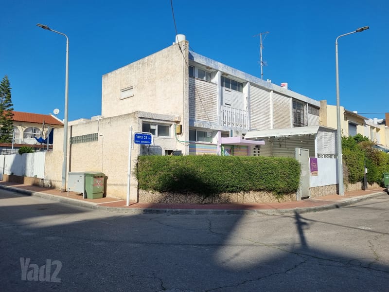 Photo from Yad2 – 5 Rooms • ₪12,500, דב גרונר 8, Rova Vav, Ashdod