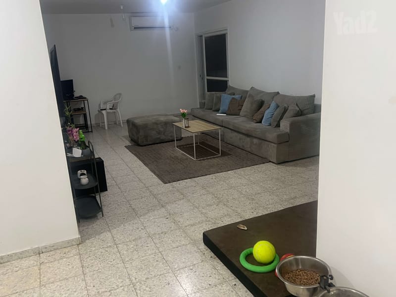 Photo from Yad2 – 4 Rooms • ₪3,900, אריה בן אליעזר 7, Neot Barnea, Ashkelon (1)