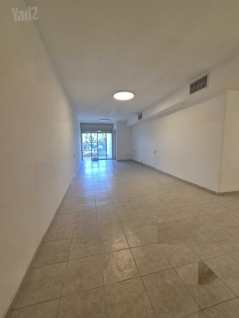 תמונה מיד2 – 4 חדרים • 11,000 ₪, אליהו חכים 16, רמת אביב ג', תל אביב (1)