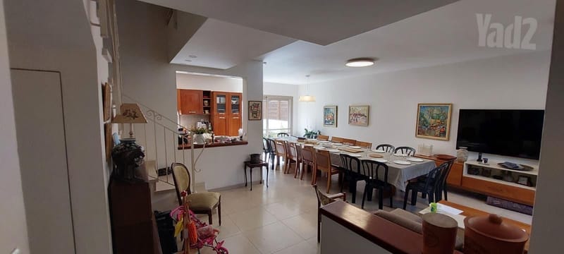 תמונה מיד2 – 5 חדרים • 6,500,000 ₪, הנרייטה סולד 8, שכונה דרום מזרח, רעננה (1)