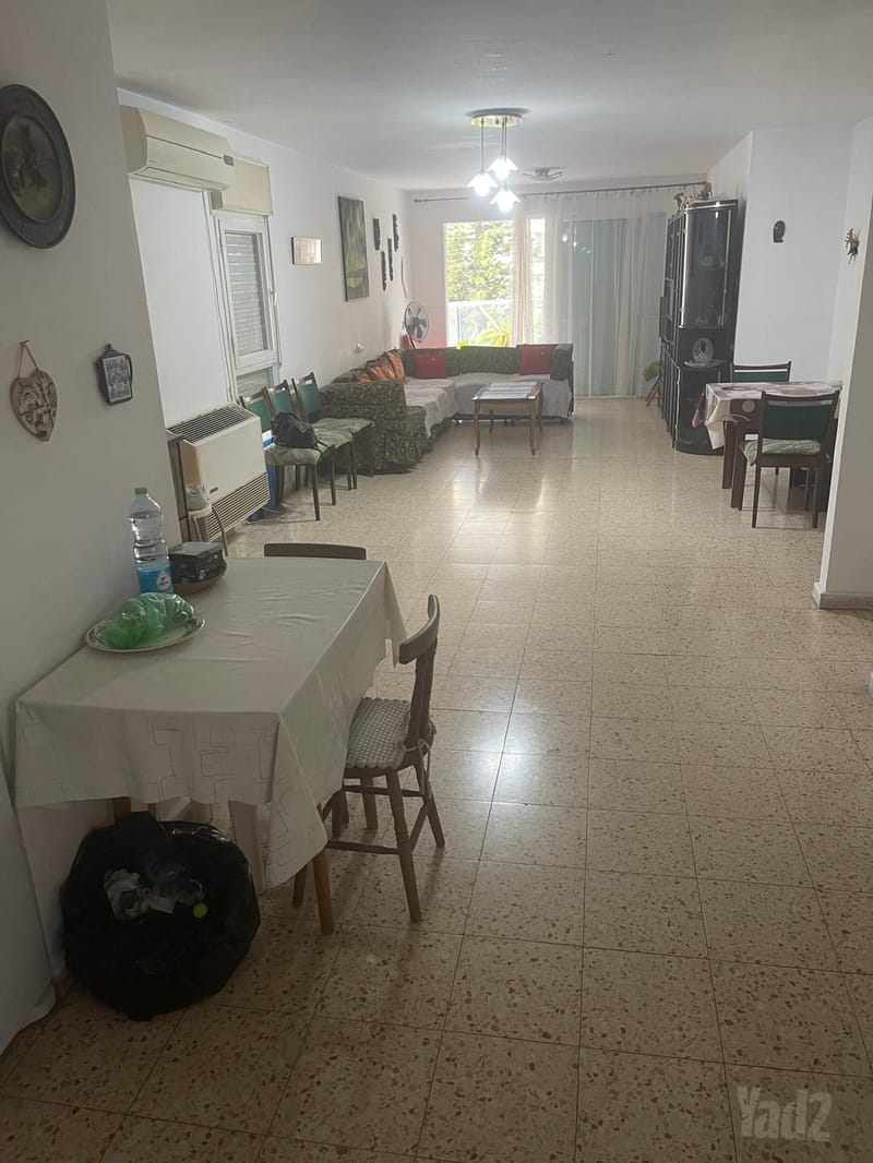 תמונה מיד2 – 4 חדרים • 6,800 ₪, התבור 3, גני תקווה, גני תקווה (1)