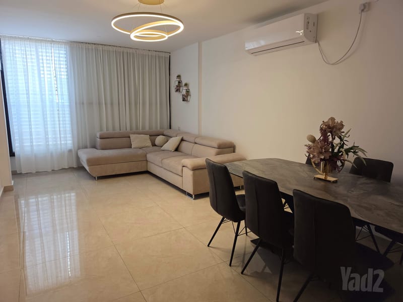 תמונה מיד2 – 3.5 חדרים • 1,895,000 ₪, אלוף אסף שמחוני 4, צפון מזרח מרכז העיר, נתניה (1)