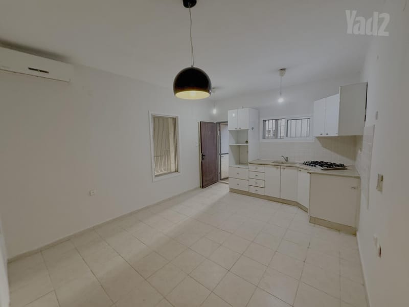 תמונה מיד2 – 2 חדרים • 4,500 ₪, שלמה בובר 36, תל חיים, תל אביב (1)