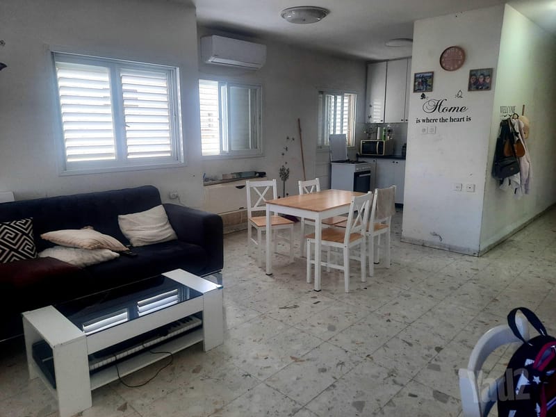 תמונה מיד2 – 3 חדרים • 1,790,000 ₪, אברהם טביב 17, מחנה יהודה, פתח תקווה (1)