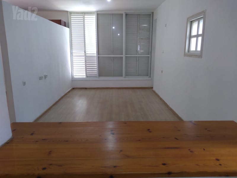 תמונה מיד2 – חדר וחצי • 3,500 ₪, ישעיהו 48, הצפון הישן - החלק הצפוני, תל אביב (1)