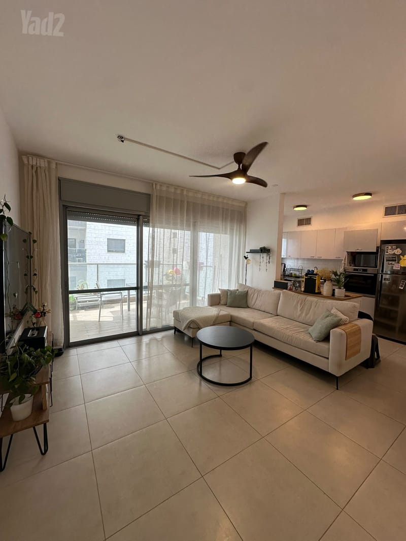 תמונה מיד2 – 3 חדרים • 7,300 ₪, ספיר 13, השכונה הירוקה (כ״ס/80), כפר סבא (1)