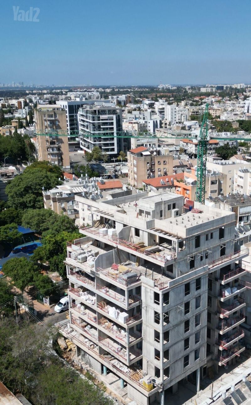 תמונה מיד2 – 3 חדרים • 3,600,000 ₪, מרכז, הרצליה (1)
