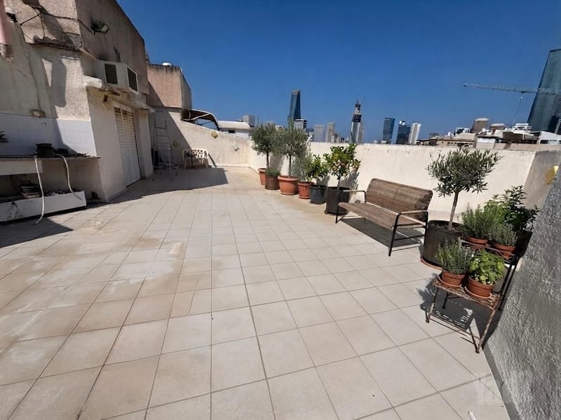 תמונה מיד2 – 5.5 חדרים • 4,550,000 ₪, גורדון, בורוכוב, גבעתיים (1)