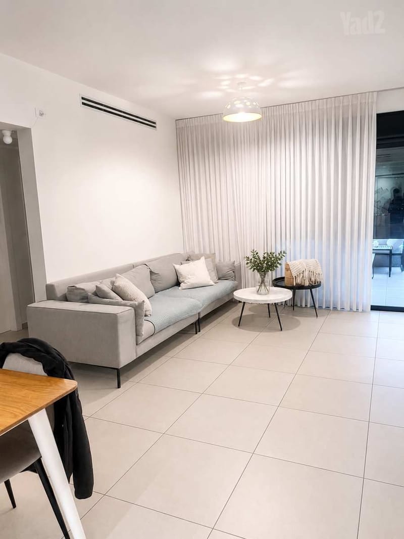 Photo from Yad2 – 5 Rooms • ₪7,500, שולמית אלוני 7, Nahalat Yehuda, Rishon LeZion (1)