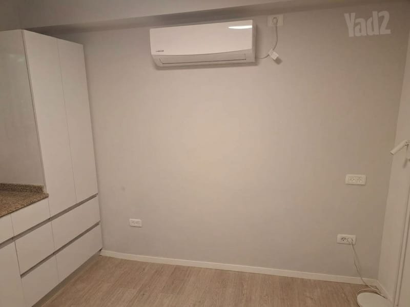 תמונה מיד2 – סטודיו • 3,000 ₪, סוקולוב 16, קוממויות (טלביה), ירושלים (1)