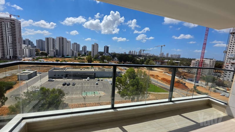 תמונה מיד2 – 4 חדרים • 7,200 ₪, הרב ניסים טולדנו 10, שקמים, באר יעקב (1)