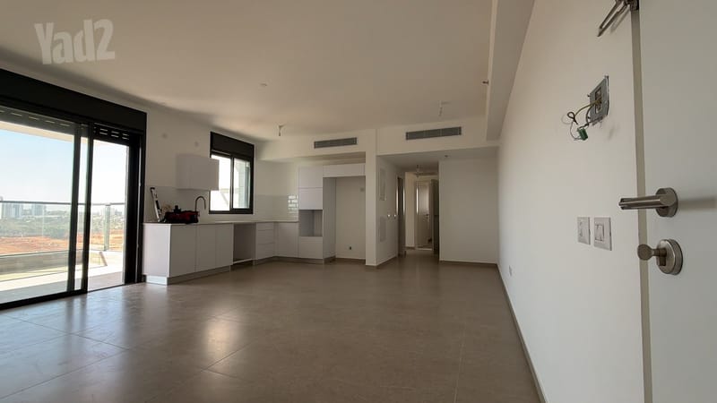 תמונה מיד2 – 4 חדרים • 7,300 ₪, אלומה 12, שקמים, באר יעקב (1)
