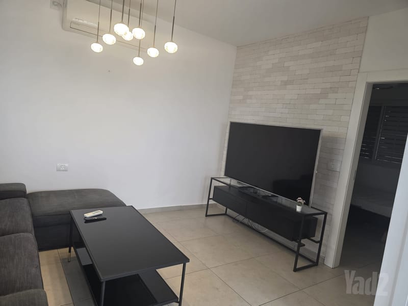 תמונה מיד2 – 2 חדרים • 4,500 ₪, האלון 1, שיכוני המזרח, ראשון לציון (1)