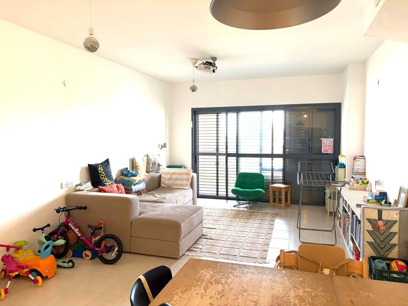 תמונה מיד2 – 4 חדרים • 6,800 ₪, הגלעד 1, קרית השרון, נתניה (1)