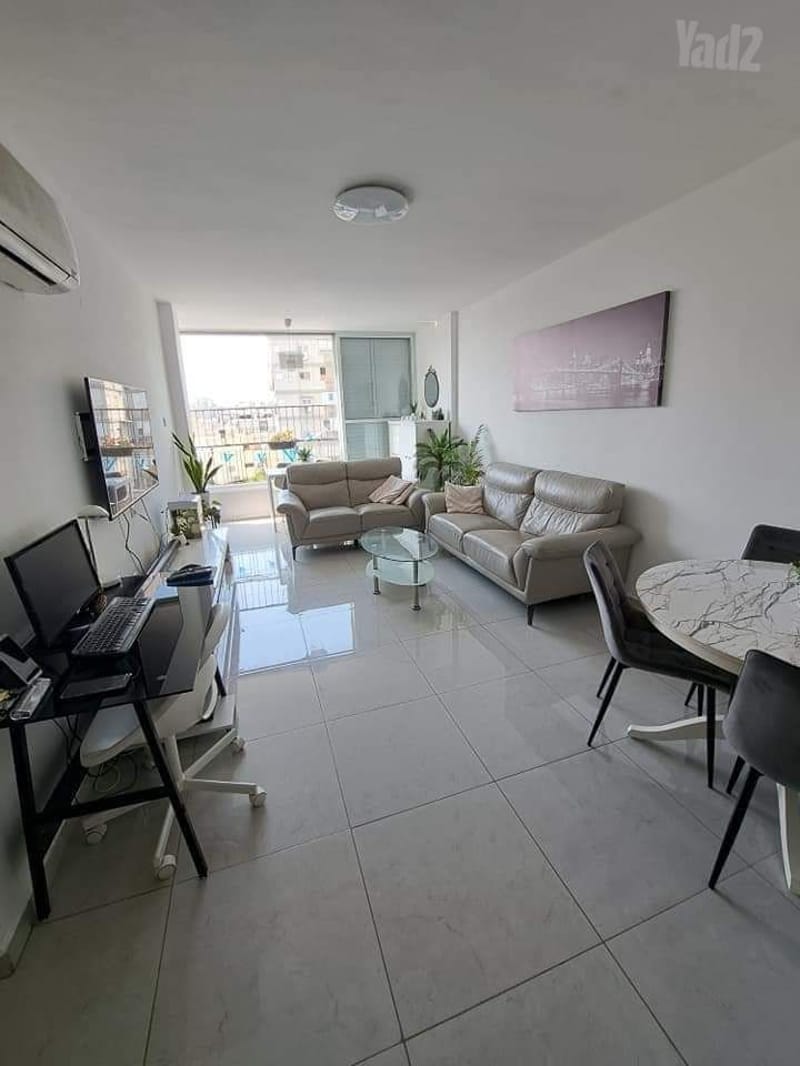תמונה מיד2 – 3 חדרים • 4,900 ₪, ד"ר אנריקו פבריגט 1, 'רסקו א, חולון (1)