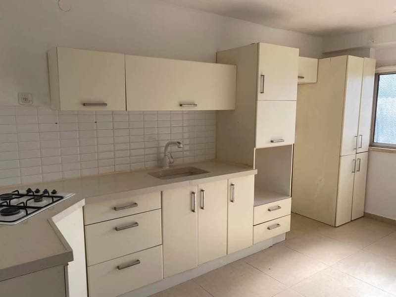 תמונה מיד2 – 4 חדרים • 5,500 ₪, השריון 26, רמת בן-צבי, נס ציונה (1)