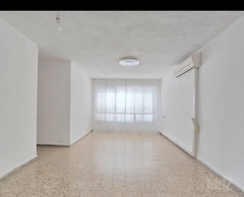 תמונה מיד2 – 3 חדרים • 5,400 ₪, הירדן 96, הבילויים, רמת גן (1)