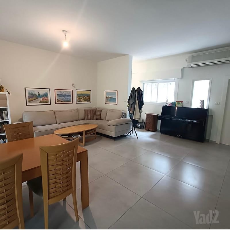 Photo from Yad2 – 3.5 Rooms • ₪3,980,000, החלוץ, Beit HaKerem, Jerusalem (1)