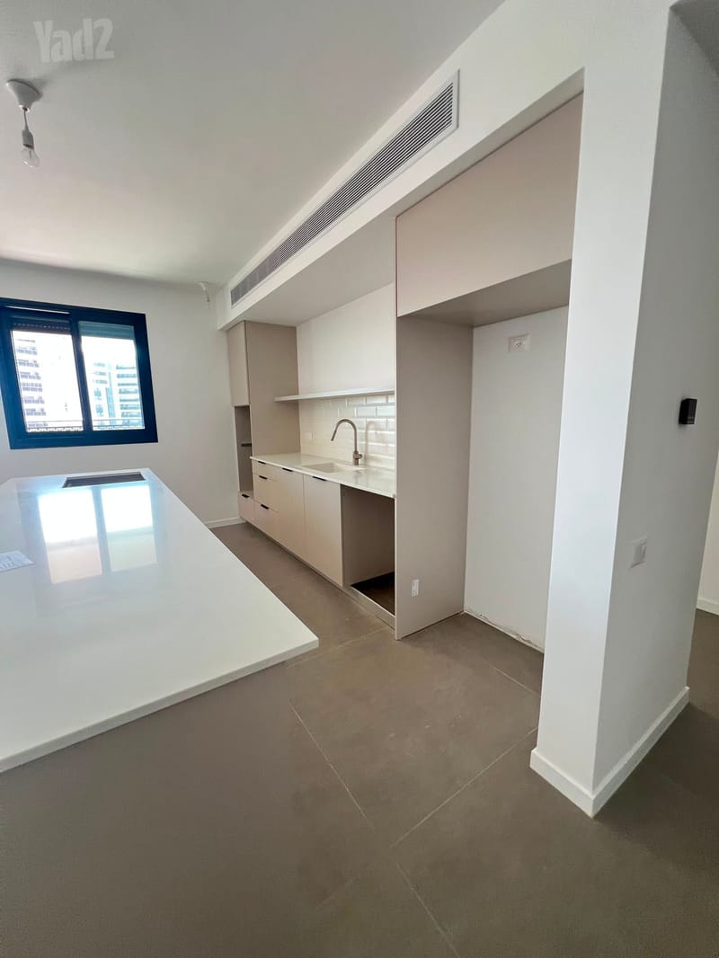 תמונה מיד2 – 4 חדרים • 7,700 ₪, הרב שלמה מכלוף אורגד 1, כוכב הצפון, נתניה (1)
