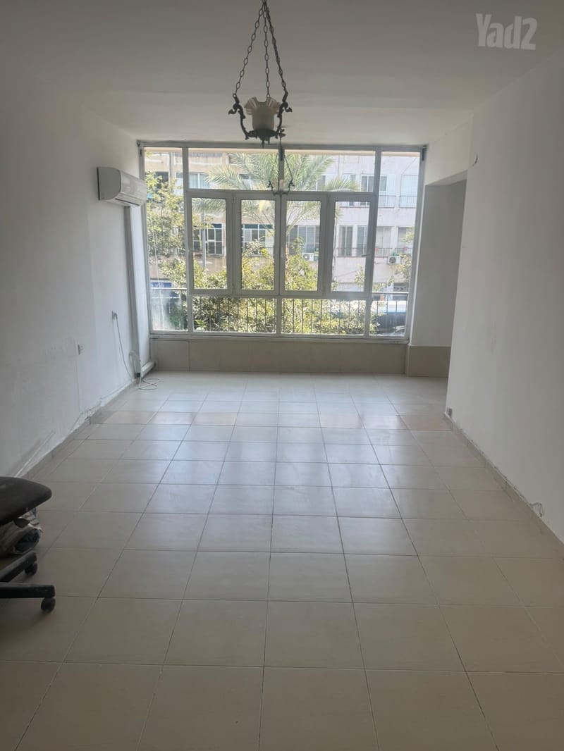 תמונה מיד2 – 3 חדרים • 7,500 ₪, אבן גבירול 131, הצפון הישן - החלק הצפוני, תל אביב (1)