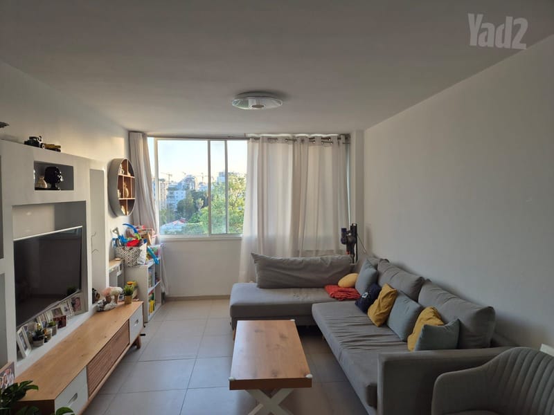 תמונה מיד2 – 5 חדרים • 2,830,000 ₪, רחל המשוררת 27, מחנה יהודה, פתח תקווה (1)