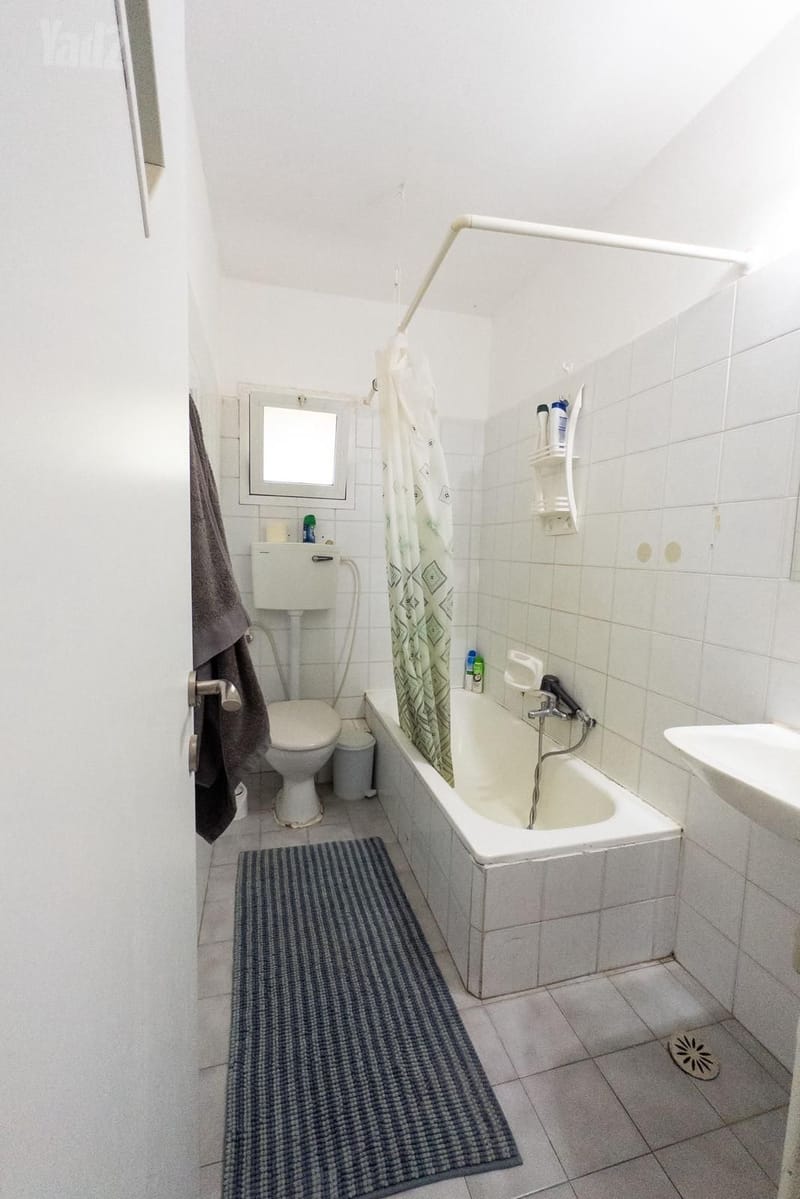 תמונה מיד2 – 3 חדרים • 5,100 ₪, ה' באייר 70, נווה אפק אזרחית, ראש העין (1)