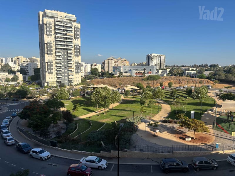תמונה מיד2 – 4 חדרים • 8,800 ₪, נתן אלתרמן 6, רחובות החדשה, רחובות (1)