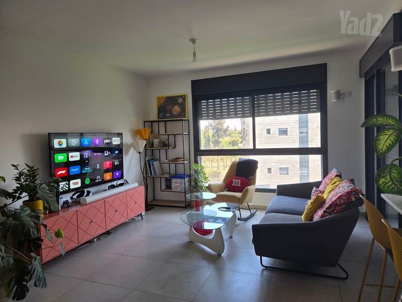 תמונה מיד2 – 5 חדרים • 9,600 ₪, יונה ואליעזר נלקין 4, השכונה הירוקה (כ״ס/80), כפר סבא (1)